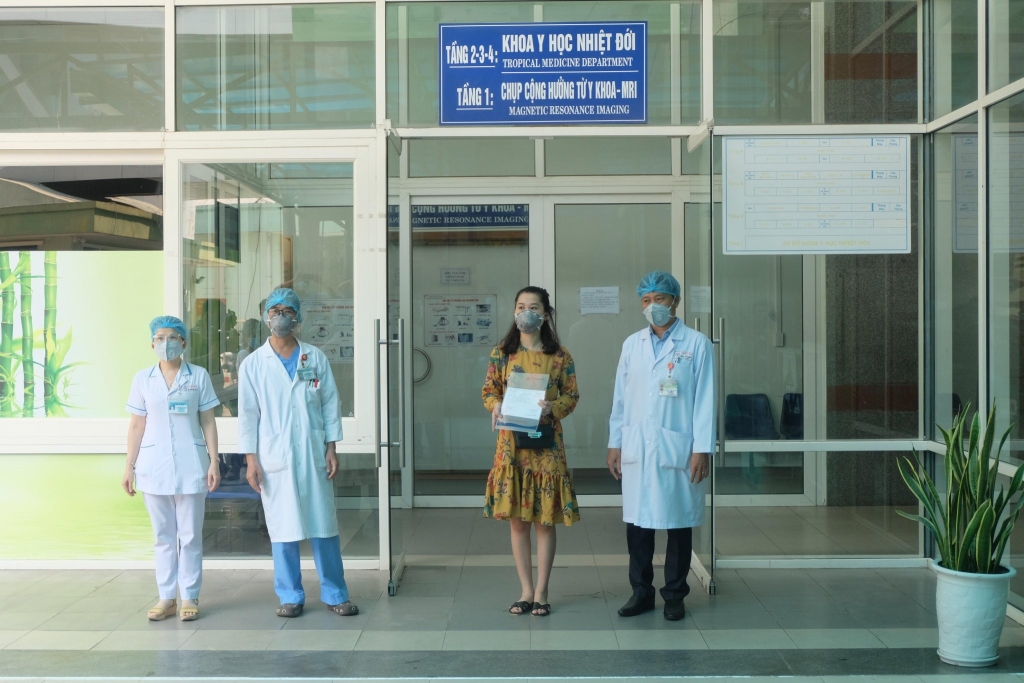 3 benh nhan nhiem covid 19 dau tien tai tp da nang duoc xuat vien