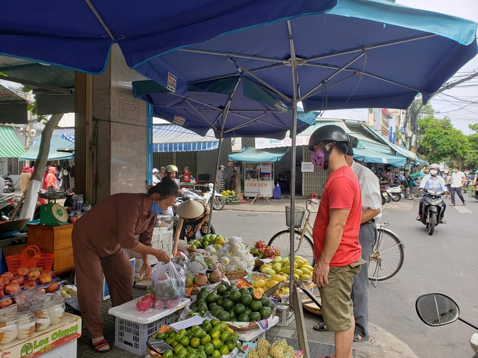 quang nam tong muc ban le hang hoa quy i uoc tang 702