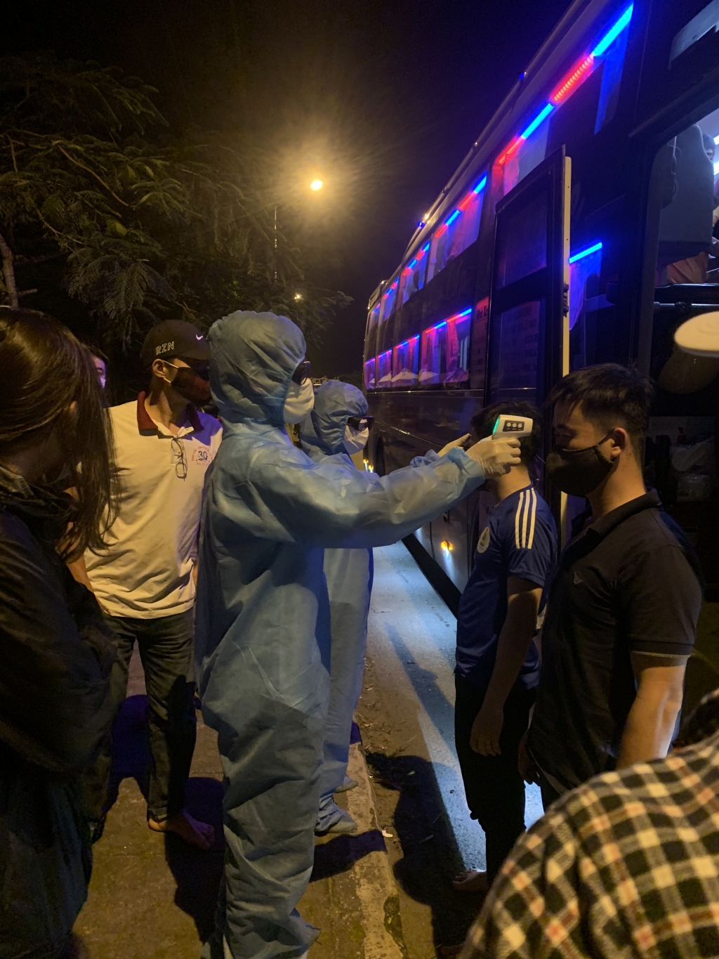 da nang ho tro kinh te cho cac doi tuong chiu anh huong covid 19