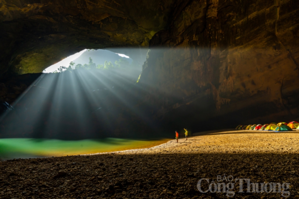 undefined Quảng Bình: Làm gì để phát huy thế mạnh du lịch khám phá, trải nghiệm?
