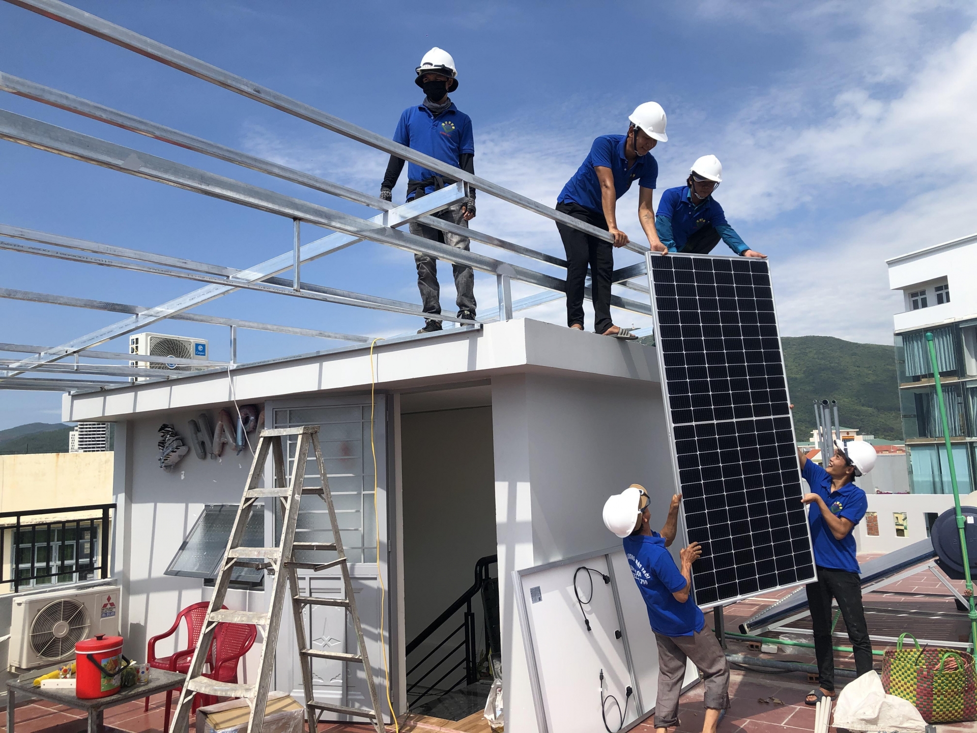 PC Bình Định khuyến khích khách hàng lắp đặt điện mặt trời mái nhà pc binh dinh khuyen khich khach hang lap dat dien mat troi mai nha