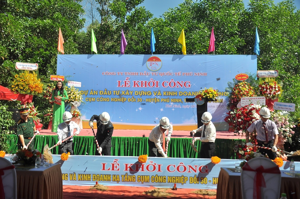 2104 d79663d0bee143bf1af0