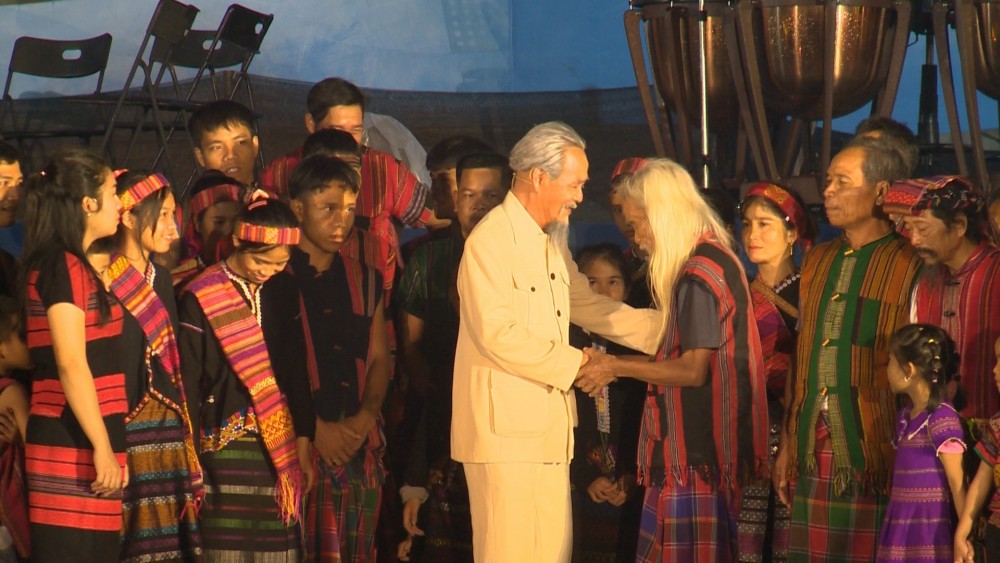 undefined Chủ tịch nước tham dự Lễ kỷ niệm 65 năm Ngày Bác Hồ về thăm Quảng Bình