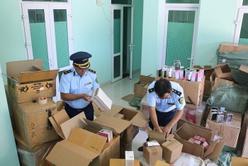 Cục Quản lý thị trường Quảng Bình: Bắt giữ lô hàng hoá vi phạm trị giá 1,8 tỷ đồng