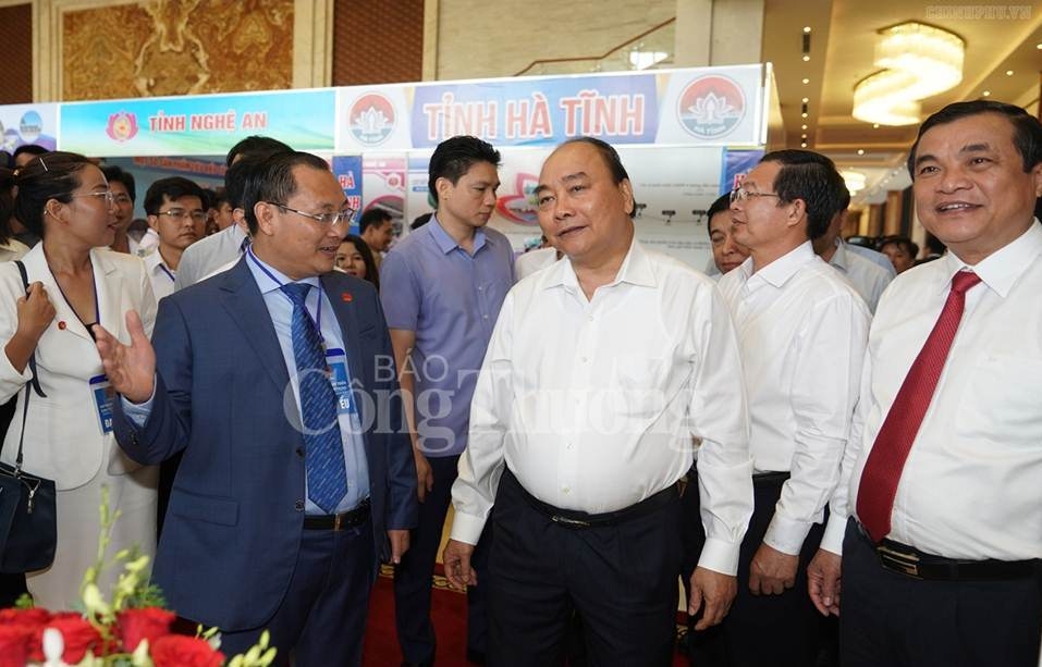 thu tuong nguyen xuan phuc mien trung can tap trung thao go cac diem nghen