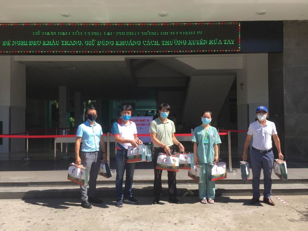 undefined 5105-z2047826104461-ee3cb4273d28a4c214fb027ae71e4bda