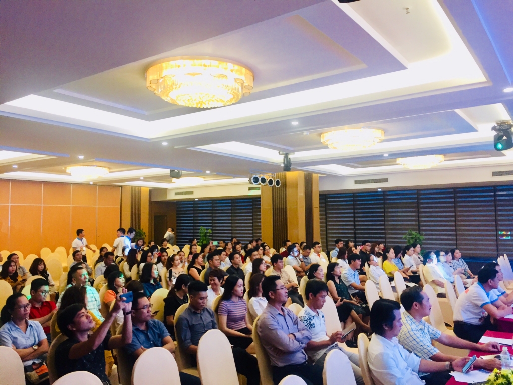 kham pha vua sam bo chinh lon nhat viet nam tai quang binh