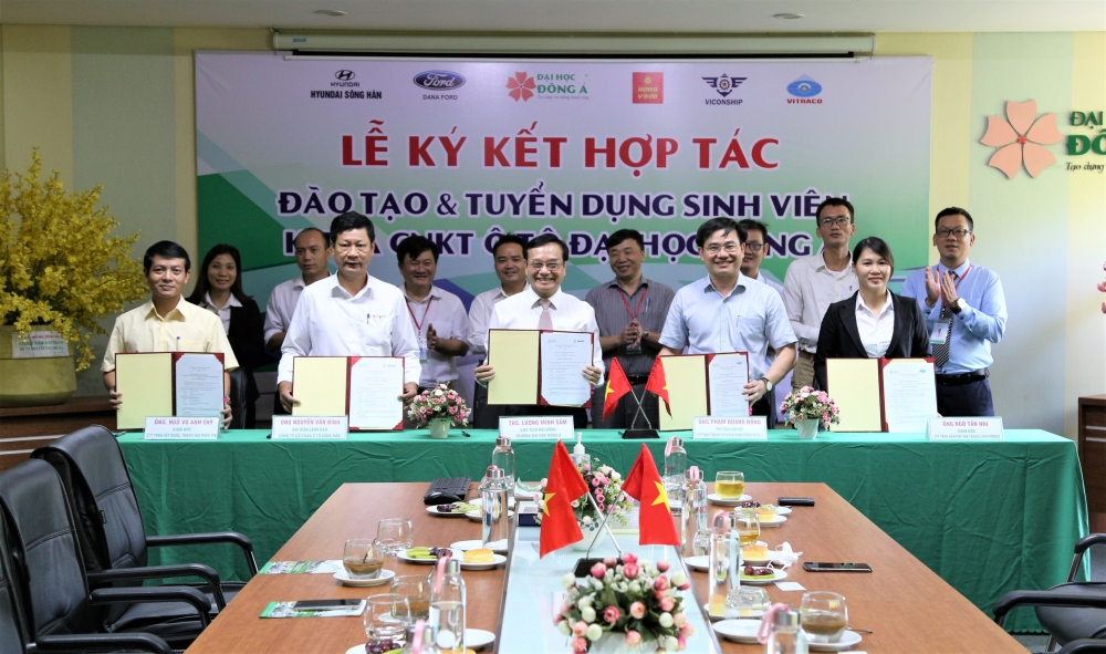 undefined 1644-20200924-oto-1