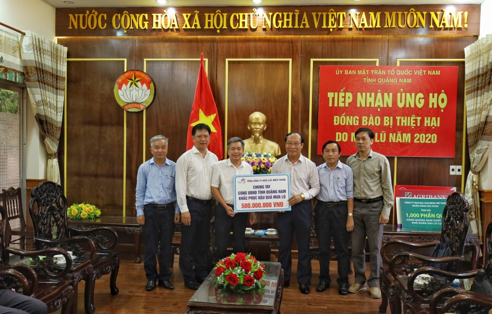 EVNCPC: Ủng hộ hơn 2,8 tỷ đồng chia sẻ khó khăn với nhân dân 4 tỉnh miền Trung