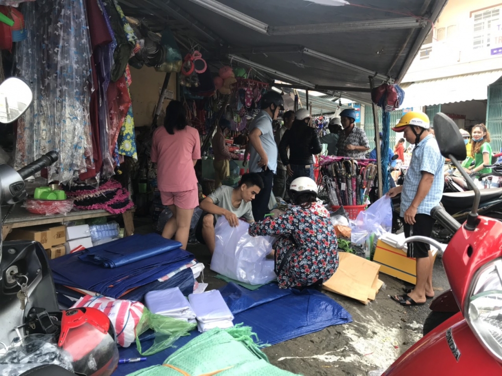 Quảng Ngãi: Tăng cường công tác bình ổn thị trường ứng phó bão số 9 (Molave) 5327-z2146899252240-f44aa5b6ee50e293d072aab44ed8ce5a