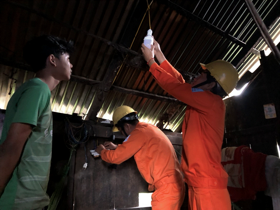 pc quang nam 100 ho chinh sach ngheo kho huong loi tu chuong trinh thap sang niem tin