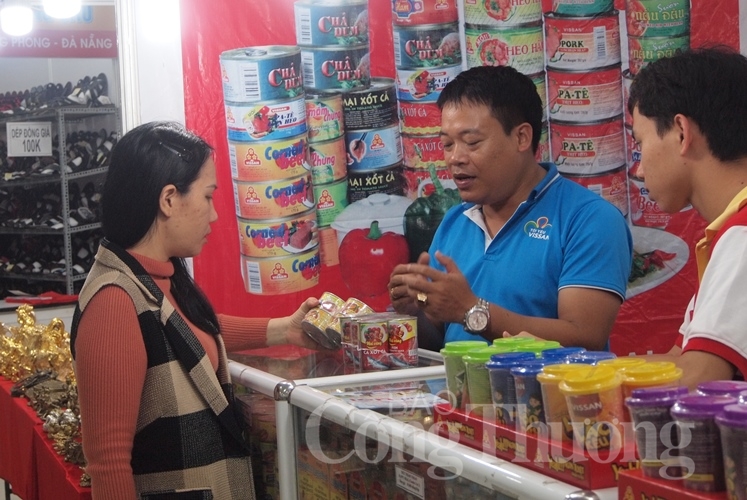 250 gian hàng tham gia Hội chợ Xuân Đà Nẵng 2019 250 gian hang tham gia hoi cho xuan da nang 2019