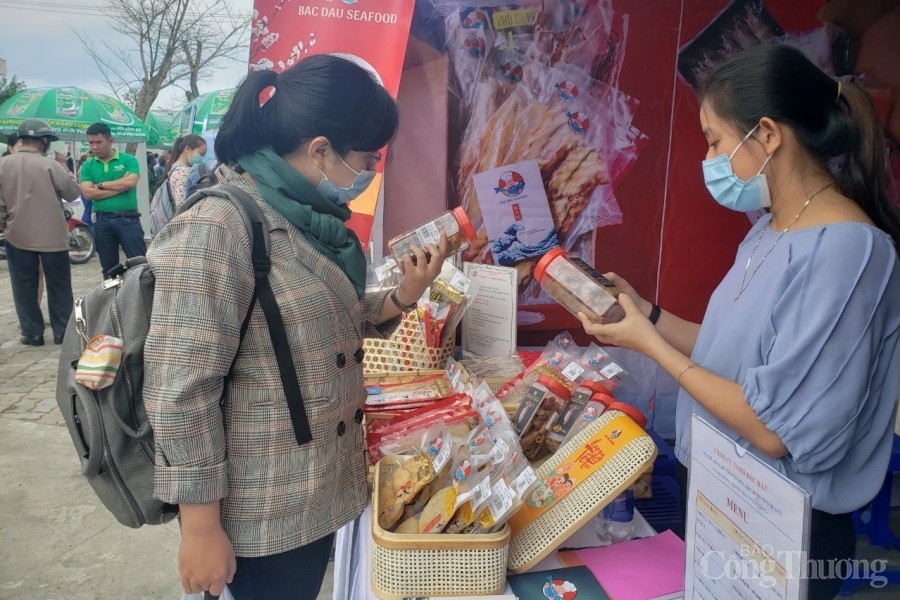 Đà Nẵng: Nhiều ưu đãi hấp dẫn cho công nhân, người lao động trong phiên chợ nghĩa tình Đà Nẵng: Nhiều ưu đãi hấp dẫn cho công nhân, người lao động trong phiên chợ nghĩa tình