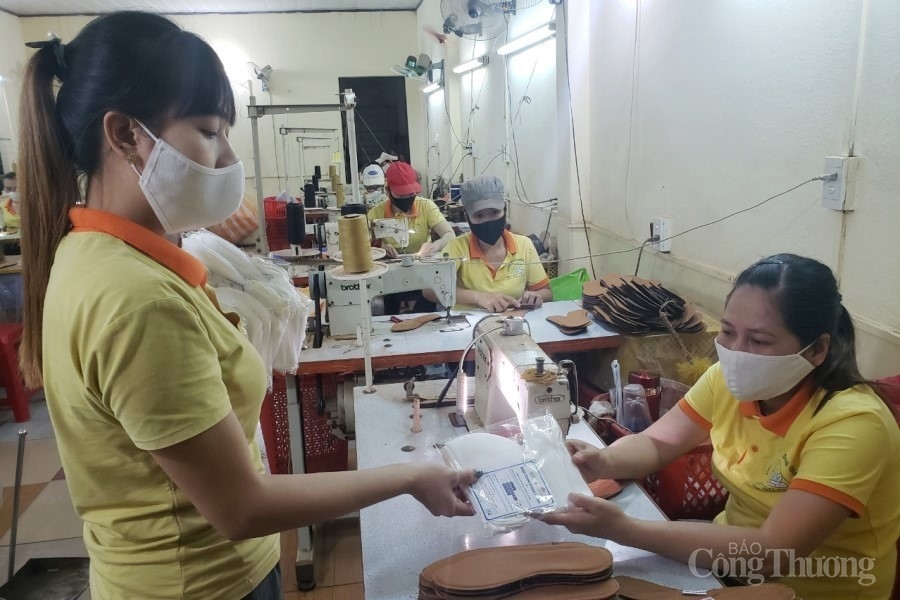 Đà Nẵng: Công nghiệp có tín hiệu khởi sắc, doanh nghiệp đồng loạt kích hoạt quy trình phòng chống dịch Covid   19