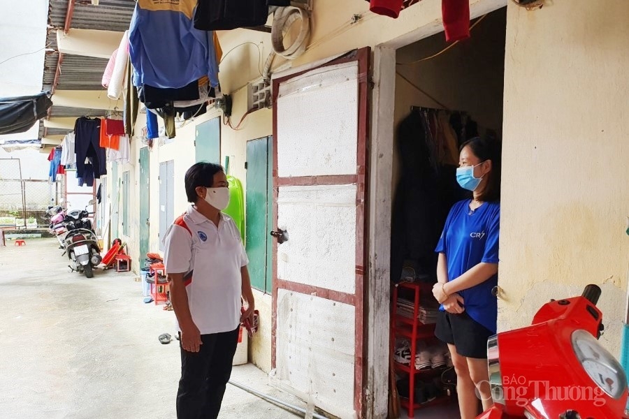 Đà Nẵng: Lao động ngoại tỉnh băn khoăn ở lại hay về quê đón Tết