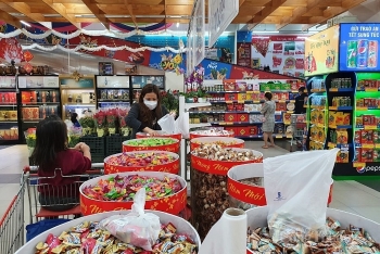 Người dân bắt đầu mua sắm Tết, Đà Nẵng tăng cường kiểm soát thị trường