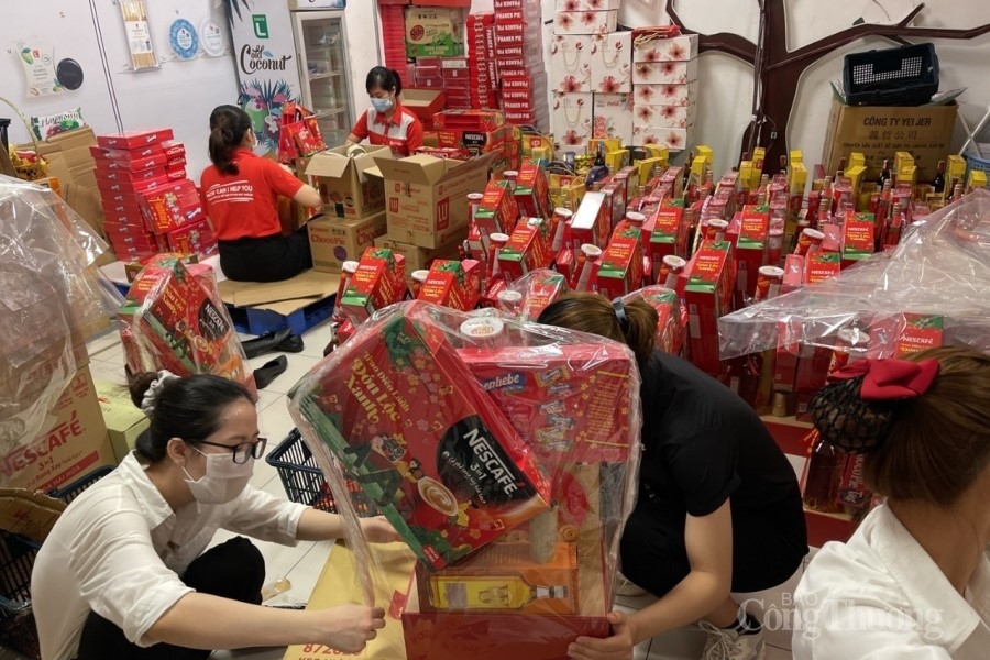 Đà Nẵng: Giỏ quà an sinh “lên ngôi” dịp Tết Nguyên đán Nhâm Dần 2022 Đà Nẵng: Giỏ quà an sinh “lên ngôi” dịp Tết Nguyên đán Nhâm Dần 2022