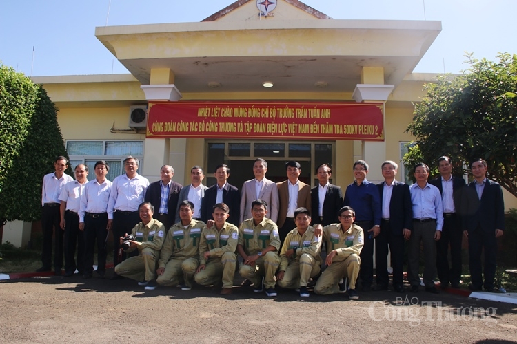 Bộ trưởng Bộ Công Thương thị sát việc triển khai các dự án năng lượng tại Gia Lai bo truong bo cong thuong thi sat viec trien khai cac du an nang luong tai gia lai
