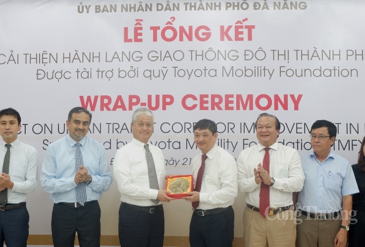 da nang 287 trieu usd cai thien ha tang giup thay doi thoi quen su dung xe buyt cua nguoi dan