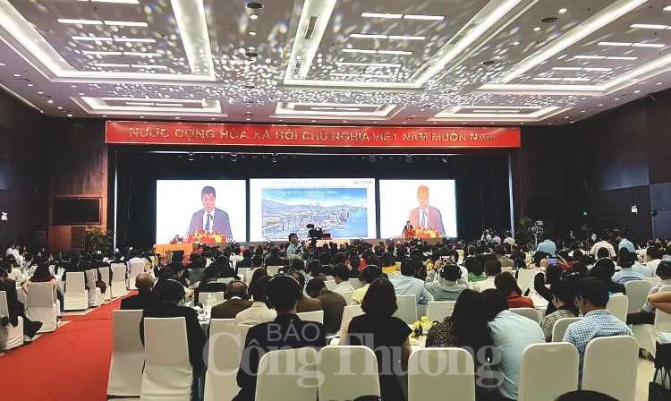 toa dam mua xuan 2019 de chinh quyen va doanh nghiep hieu nhau hon