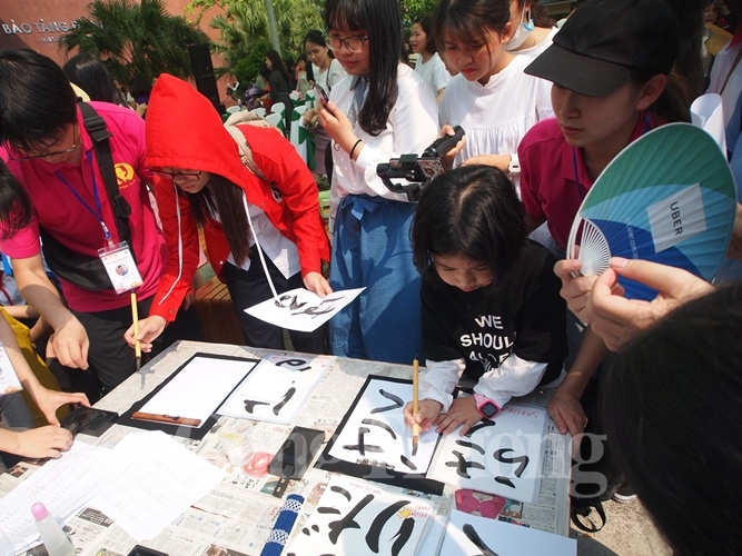 da nang trai nghiem ngay hoi van hoa nhat ban