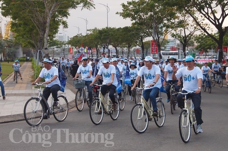 Đà Nẵng: Nhiều hoạt động hưởng ứng Chiến dịch Giờ trái đất 2019 da nang se mitting di bo huong ung chien dich gio trai dat 2019