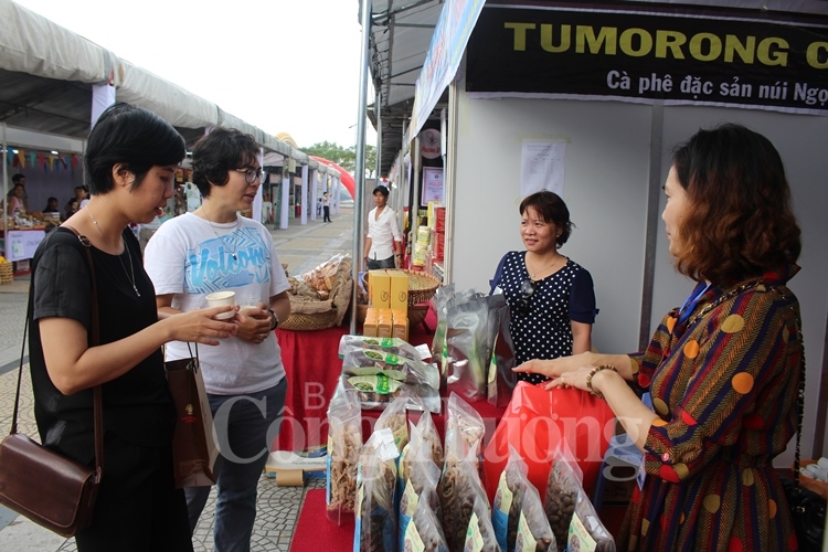 da nang 60 gian hang tham gia trien lam ket noi hang viet