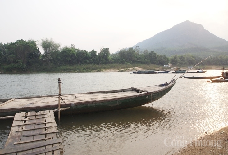 Thủy điện kiệt nước, Quảng Nam đối mặt với hạn hán, nhiễm mặn nặng thuy dien kiet nuoc quang nam doi mat voi han han nhiem man nang