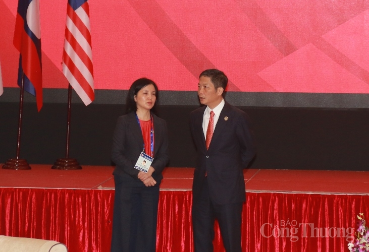 Thông qua 12 sáng kiến, ưu tiên hợp tác kinh tế của Việt Nam trong năm Chủ tịch ASEAN 2020 thong qua 12 sang kien uu tien hop tac kinh te cua viet nam trong nam chu tich asean 2020