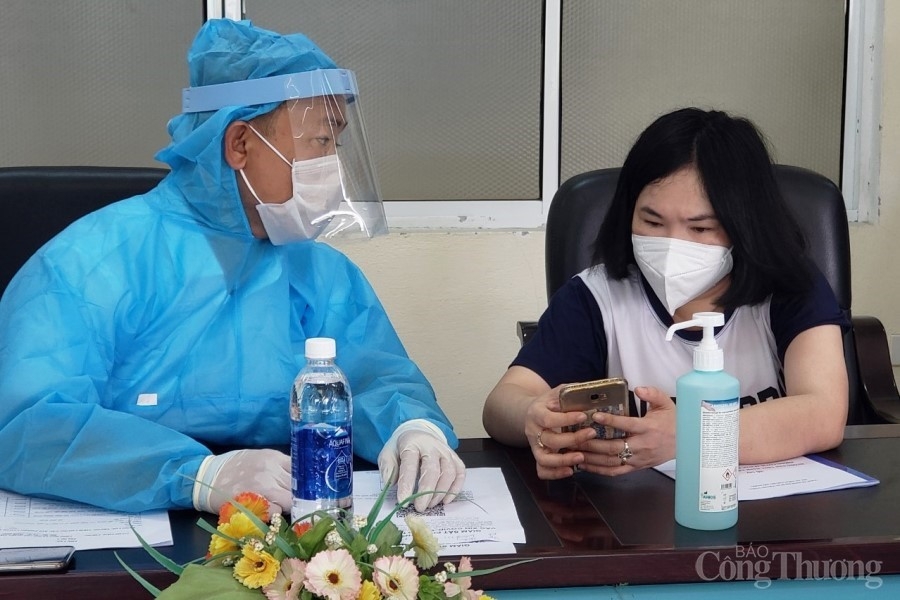 Đà Nẵng: 100 liều vaccine ngừa Covid - 19 đầu tiên được tiêm cho nhân viên, y tế tuyến đầu chống dịch