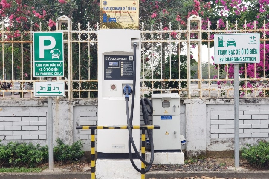 Đà Nẵng: Đảm bảo hạ tầng, tạo cơ chế đủ “hấp dấn” nhà đầu tư xây dựng trạm sạc xe điện