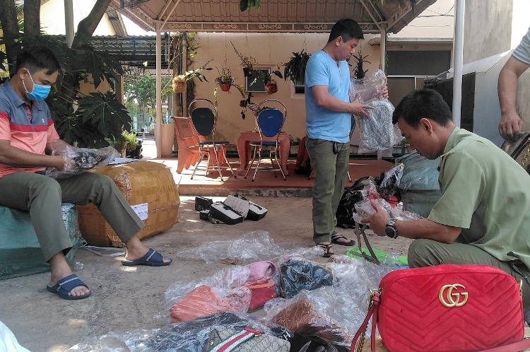 Gia Lai: Xử phạt 2 cá nhân sử dụng mạng xã hội bán hàng không rõ nguồn gốc xuất xứ gia lai xu phat 2 ca nhan su dung mang xa hoi ban hang khong ro nguon goc xuat xu