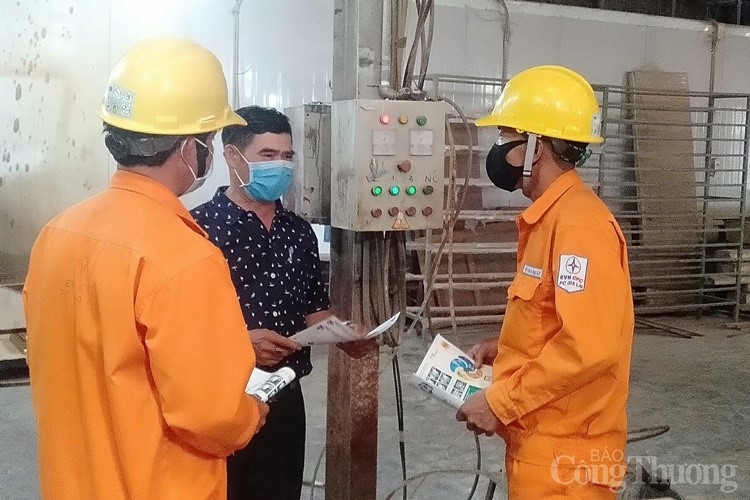 gia lai ho tro giam gia giam tien dien cho hon 400000 khach hang su dung dien