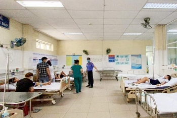 Đà Nẵng: Tăng cường kiểm tra hàng hóa bán trước cổng trường học