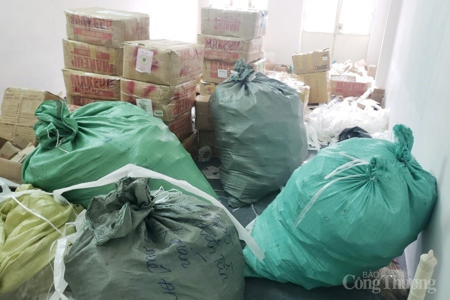 Đà Nẵng: Tạm gần 4.500 đơn vị sản hàng hóa không có hóa đơn, chứng từ