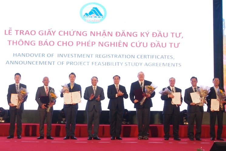 Đà Nẵng nỗ lực cải thiện “bức tranh kinh tế không mấy sáng sủa” da nang no luc cai thien buc tranh kinh te khong may sang sua