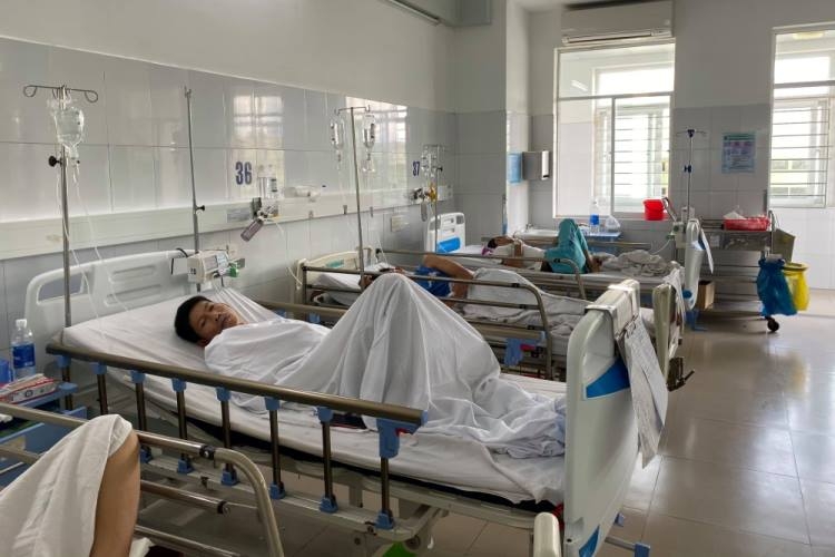 Vụ ngộ độc thực phẩm tại Đà Nẵng: Xử phạt 192,5 triệu đồng, đình chỉ hoạt động 4 tháng vu ngo doc thuc pham tai da nang xu phat 200 trieu dong dinh chi hoat dong 4 thang