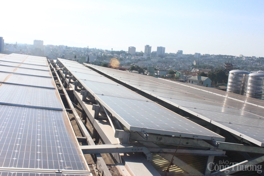 gia lai tich cuc trien khai ho tro dau noi cac du an dien mat troi mai nha