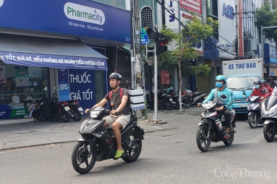 Đà Nẵng: Nhắc nhở, xử phạt hàng trăm trường hợp vi phạm quy định phòng chống dịch Covid – 19