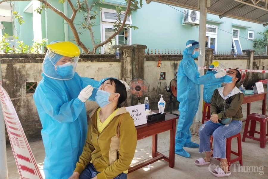 Đà Nẵng: Siết chặt, ngăn chặn nguy cơ bùng phát dịch Covid – 19 tại các khu công nghiệp Đà Nẵng: Siết chặt, ngăn chặn nguy cơ bùng phát dịch Covid – 19 tại các khu công nghiệp