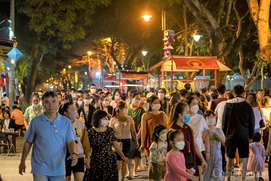 Bài 3: Đầu tư phát triển hạ tầng phục vụ kinh tế đêm miền Trung