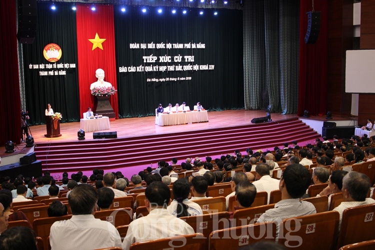 Đà Nẵng: Tàu nằm bờ, ngư dân gặp khó da nang tau nam bo ngu dan gap kho