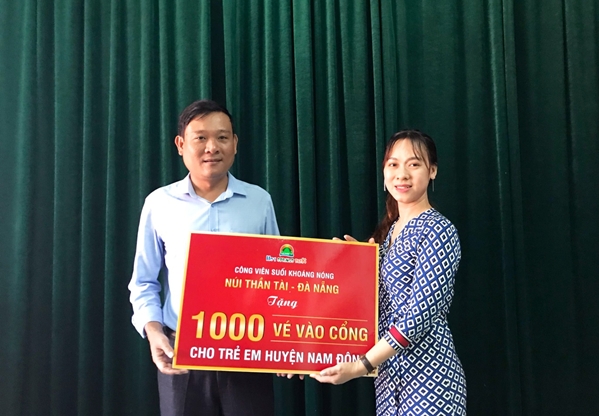 tang 1000 ve tham quan vui choi cho tre em huyen mien nui nam dong thua thien hue