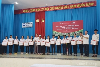 Chung tay chăm lo cho các trẻ em của làng SOS Đà Nẵng