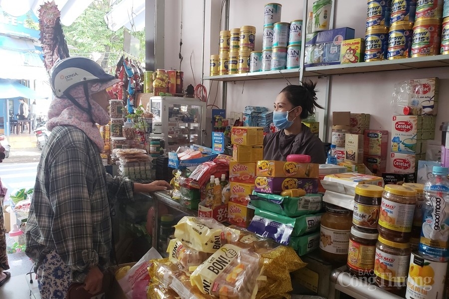 hang hoa doi dao nguoi dan da nang binh tinh buoc vao cuoc chien covid 19