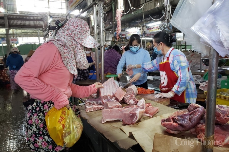 Đà Nẵng: Chợ, siêu thị vẫn mở cửa, hàng hóa về liên tục, người dân không nên tích trữ da nang cho sieu thi van mo cua hang hoa ve lien tuc nguoi dan khong nen tich tru