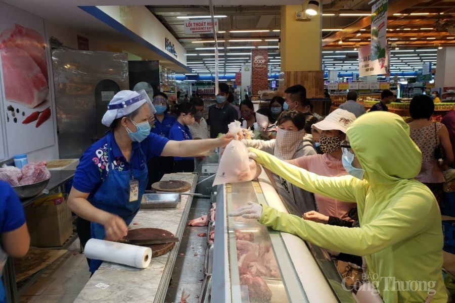 Đà Nẵng: Chợ, siêu thị vẫn mở cửa, hàng hóa về liên tục, người dân không nên tích trữ da nang cho sieu thi van mo cua hang hoa ve lien tuc nguoi dan khong nen tich tru