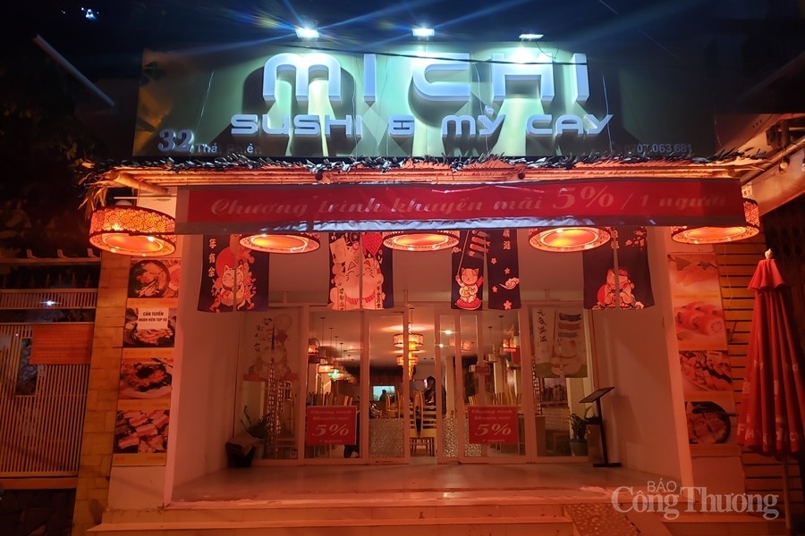 Đà Nẵng: Xử lý cửa hàng cố tình bán hàng ship mang về dù biết cấm bán