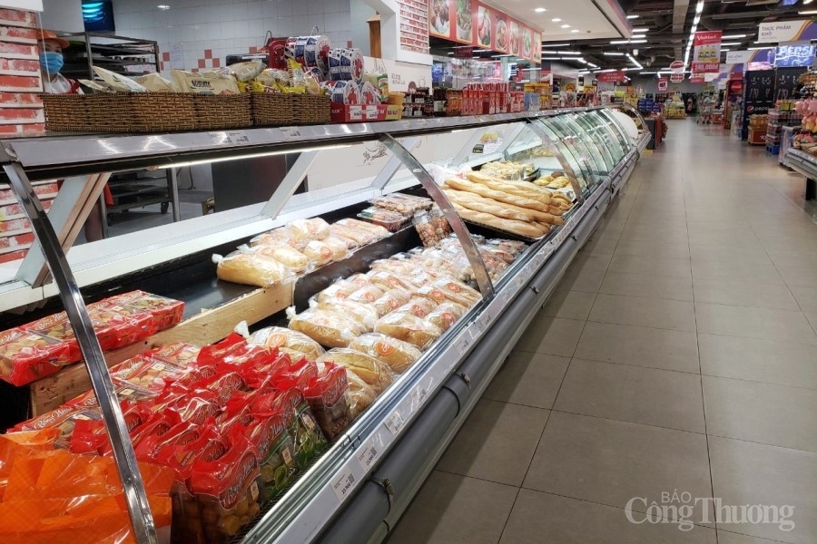 Đà Nẵng: Siêu thị tăng mạnh hàng thực phẩm tươi sống, tiểu thương các chợ nghiêm túc thực hiện giãn cách Đà Nẵng: Siêu thị tăng mạnh hàng thực phẩm tươi sống, tiểu thương các chợ nghiêm túc thực hiện giãn cách