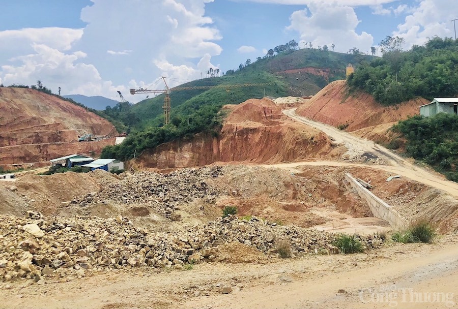 Dự án hồ chứa nước hàng trăm tỷ chậm tiến độ ở Kon Tum Cận cảnh dự án hồ chứa nước hàng trăm tỷ chậm tiến độ ở Kon Tum